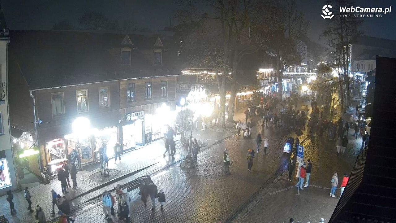 Krupówki Dolne - widok na deptak - 07 luty 2026, 18:42