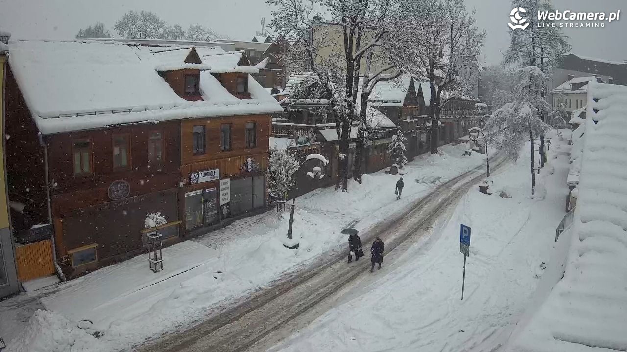 Krupówki Dolne - widok na deptak - 31 marzec 2026, 09:26