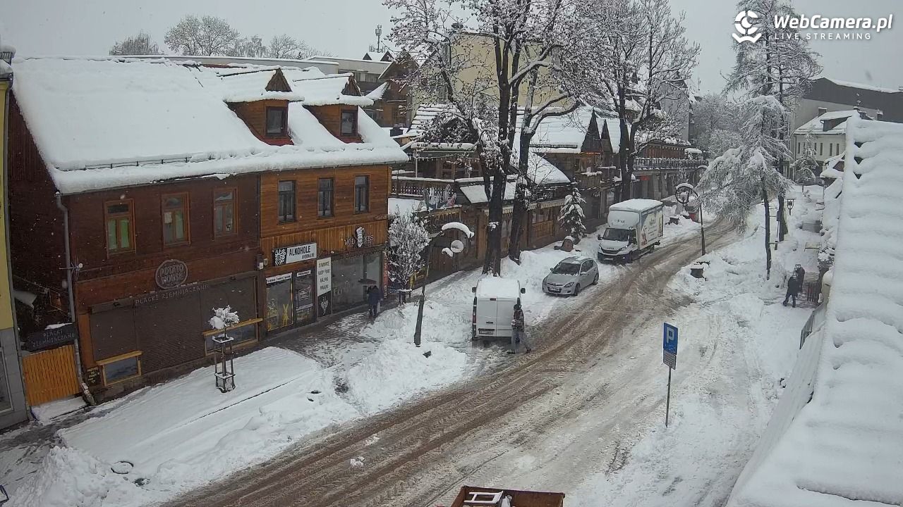 Krupówki Dolne - widok na deptak - 31 marzec 2026, 10:10