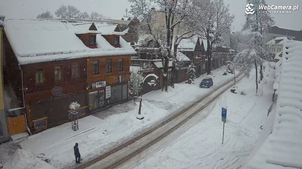 Krupówki Dolne - widok na deptak - 31 marzec 2026, 08:47