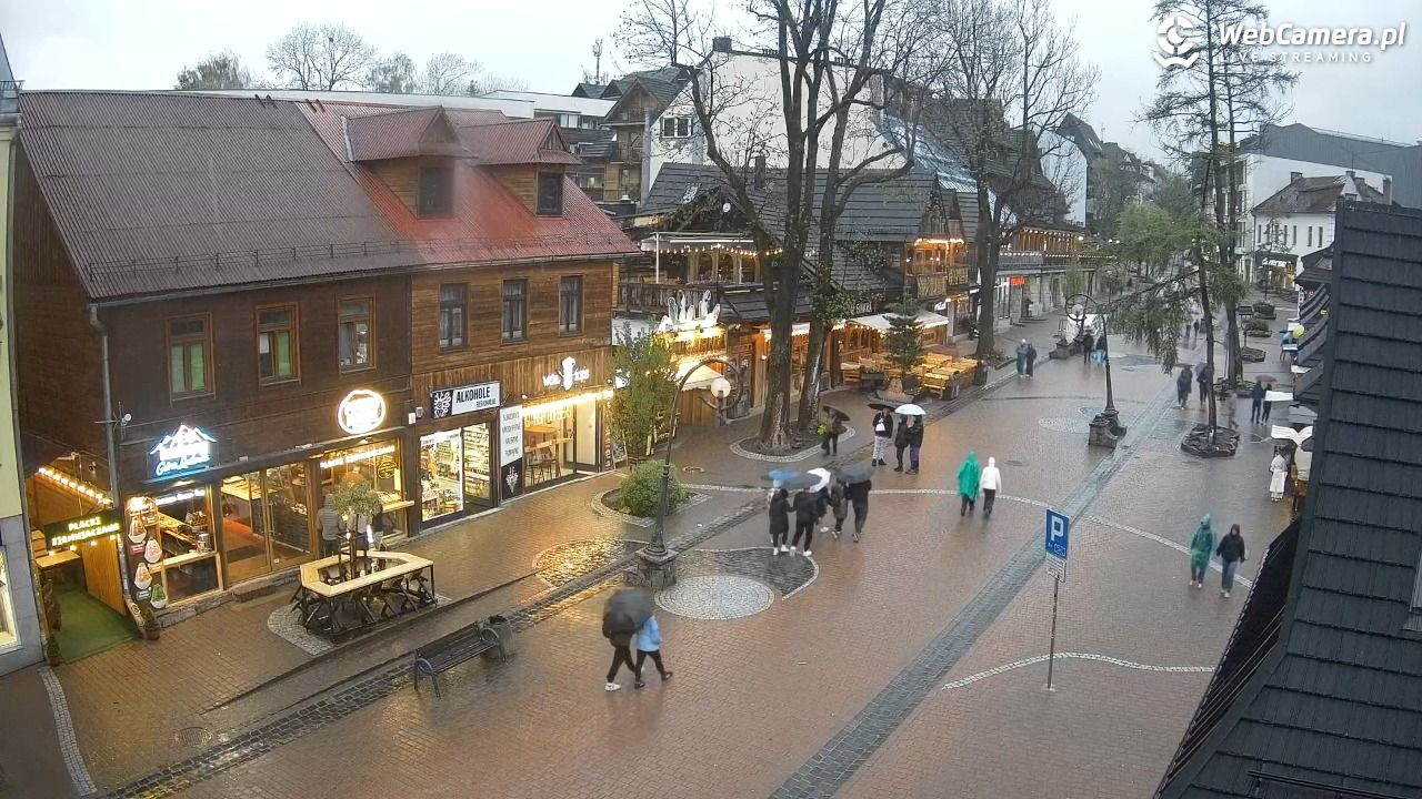 Krupówki Dolne - widok na deptak - 16 maj 2026, 19:30