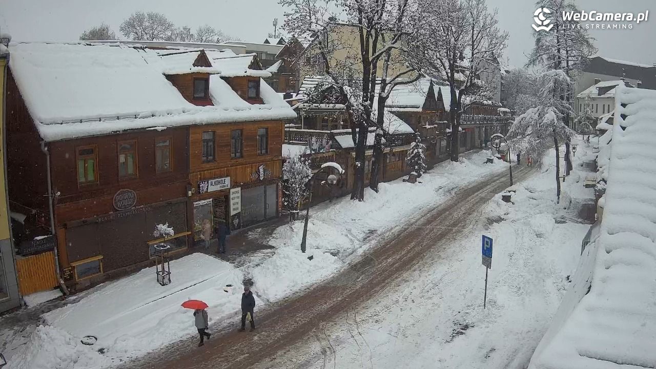Krupówki Dolne - widok na deptak - 31 marzec 2026, 11:06