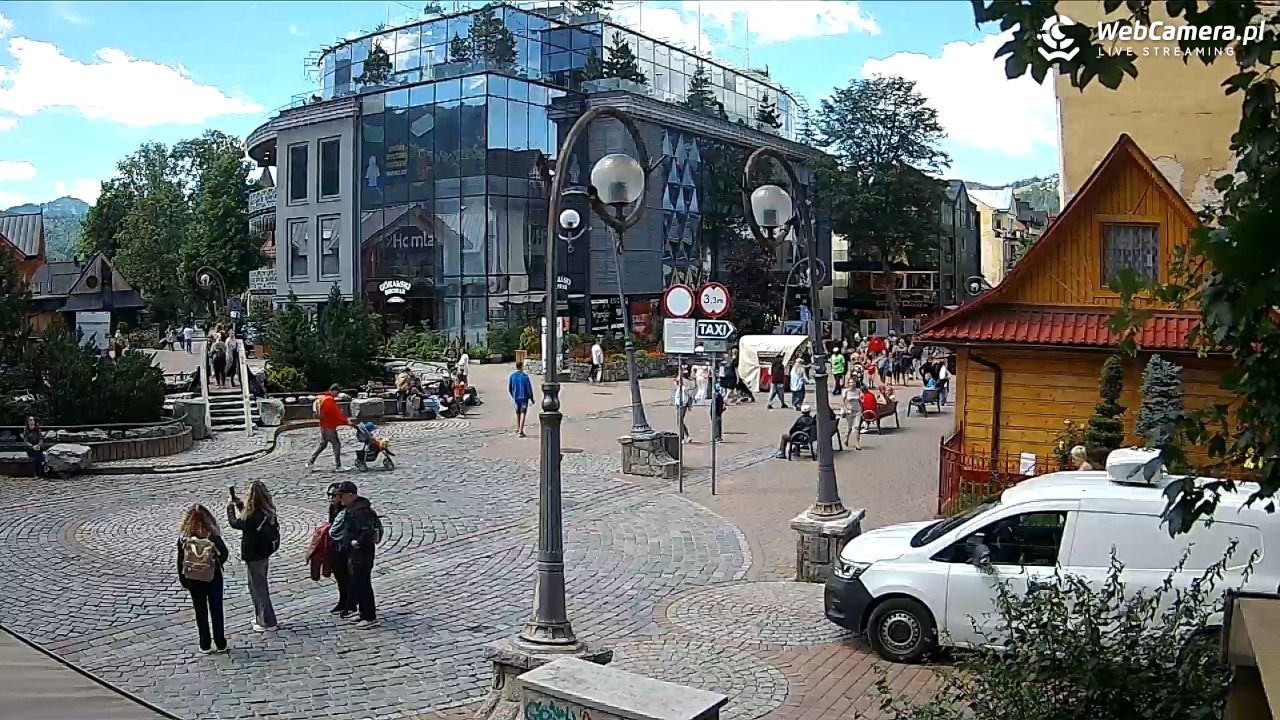 Widok na Krupówki w Zakopanem - 08 lipiec 2026, 12:30