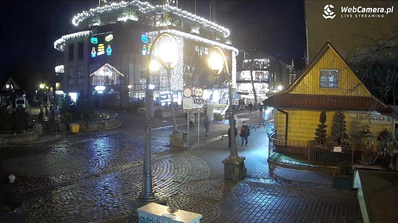 Widok na Krupówki w Zakopanem - 20 listopad 2025, 16:41