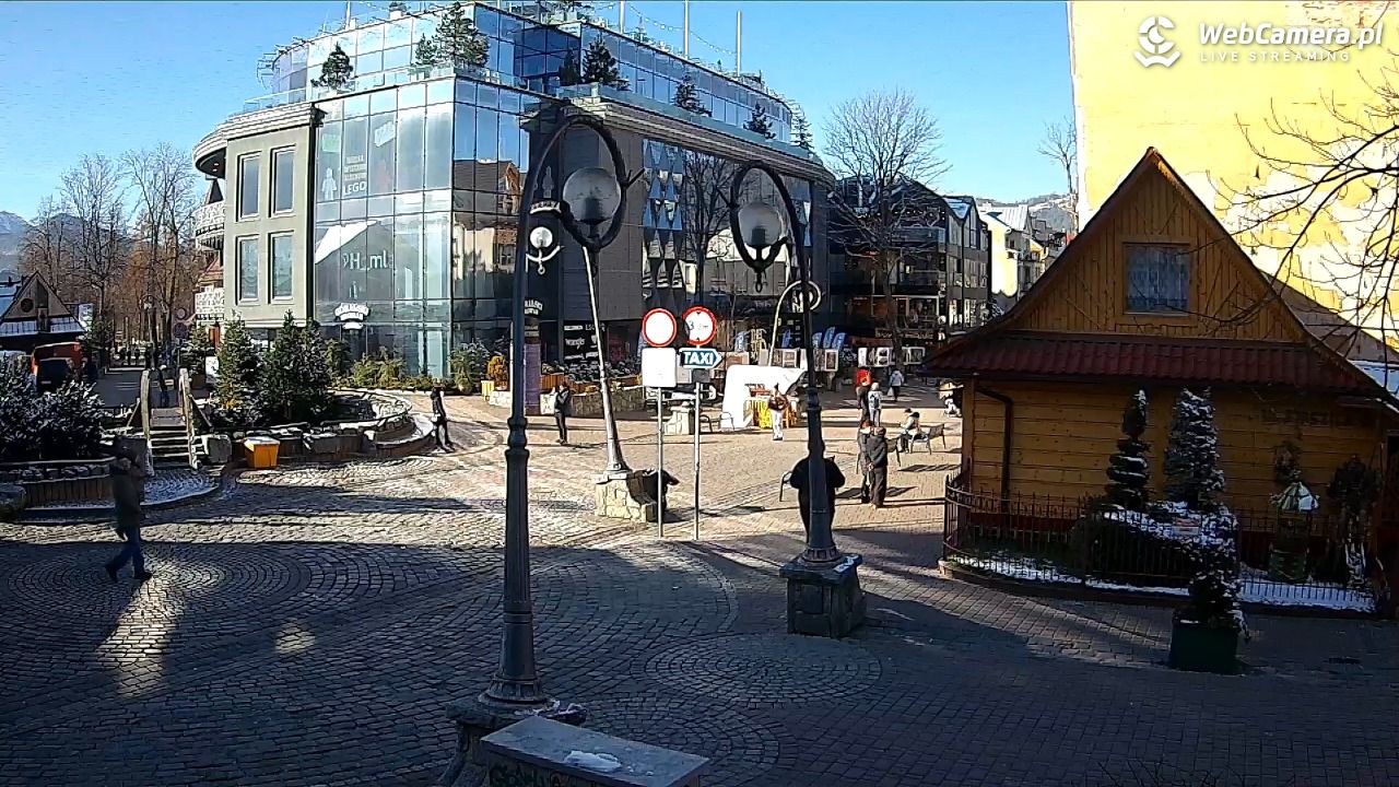 Widok na Krupówki w Zakopanem - 19 listopad 2025, 10:50