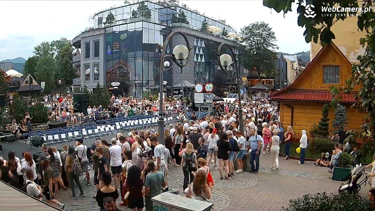 Widok na Krupówki w Zakopanem - 20 sierpień 2026, 18:16