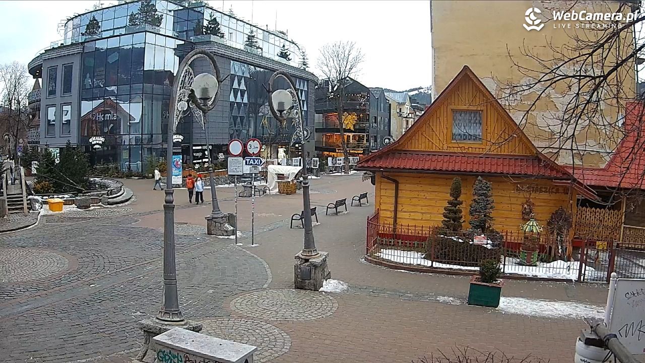 Widok na Krupówki w Zakopanem - 22 luty 2026, 07:35