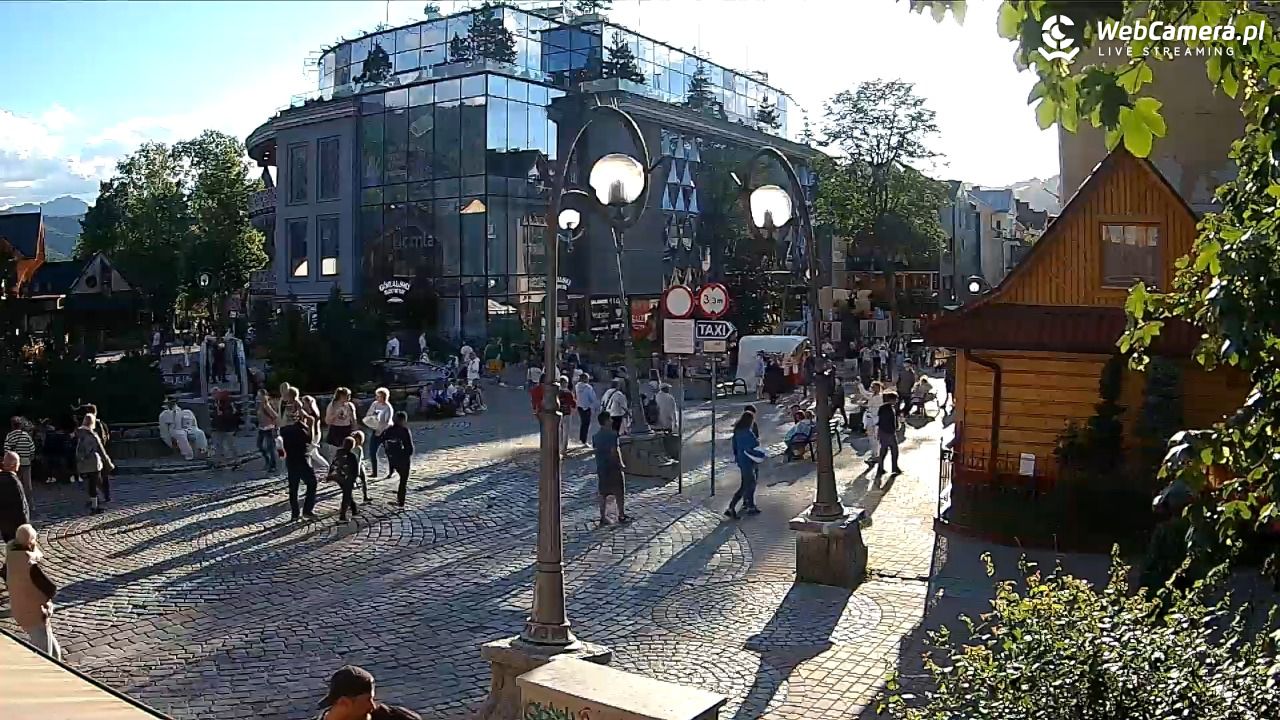 Widok na Krupówki w Zakopanem - 08 lipiec 2026, 19:00