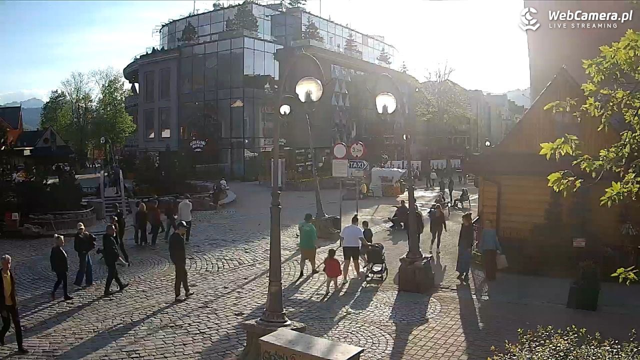 Widok na Krupówki w Zakopanem - 22 maj 2026, 18:33
