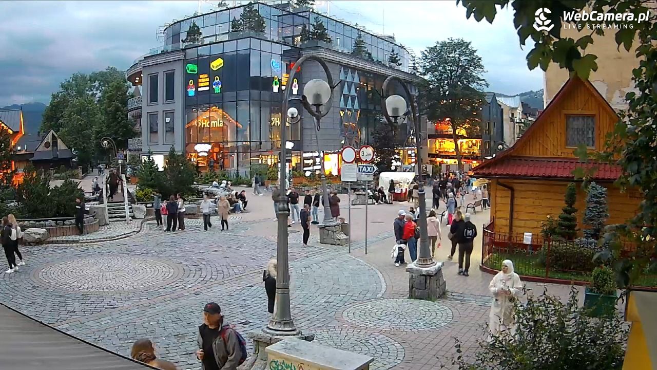 Widok na Krupówki w Zakopanem - 09 lipiec 2026, 20:35