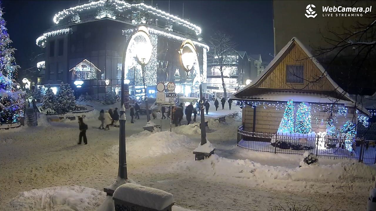 Widok na Krupówki w Zakopanem - 07 styczeń 2026, 21:25