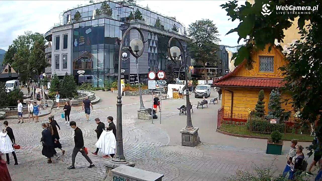 Widok na Krupówki w Zakopanem - 19 sierpień 2025, 09:39