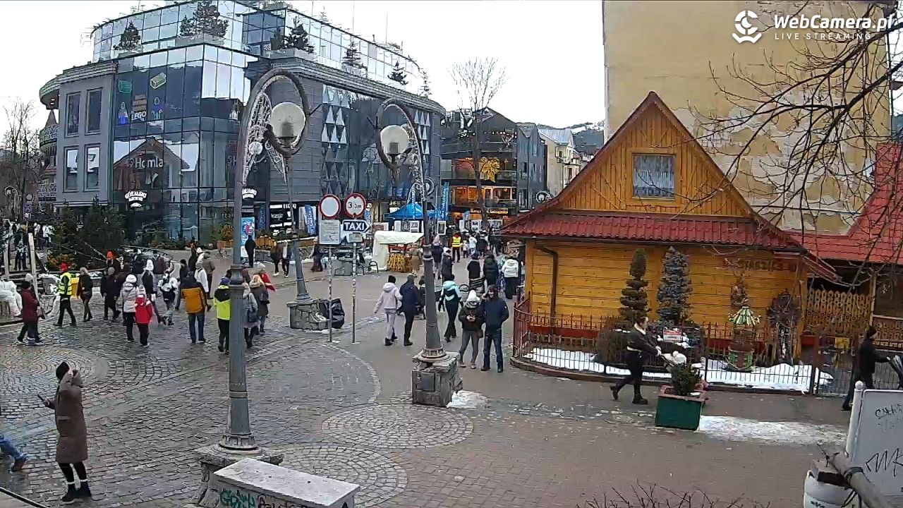 Widok na Krupówki w Zakopanem - 21 luty 2026, 15:43