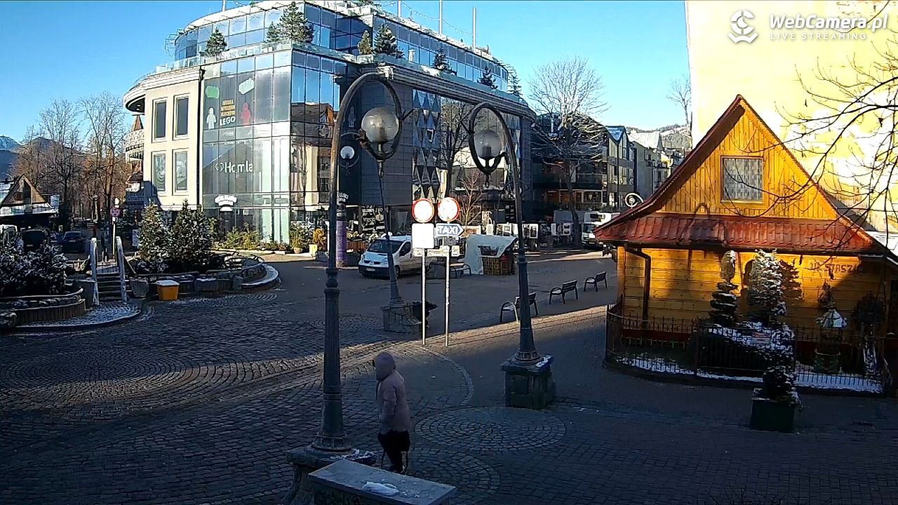 Widok na Krupówki w Zakopanem - 19 listopad 2025, 08:38