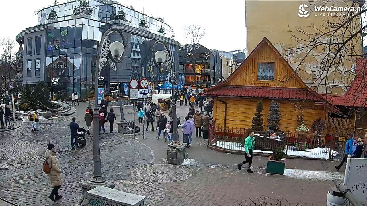 Widok na Krupówki w Zakopanem - 21 luty 2026, 15:35