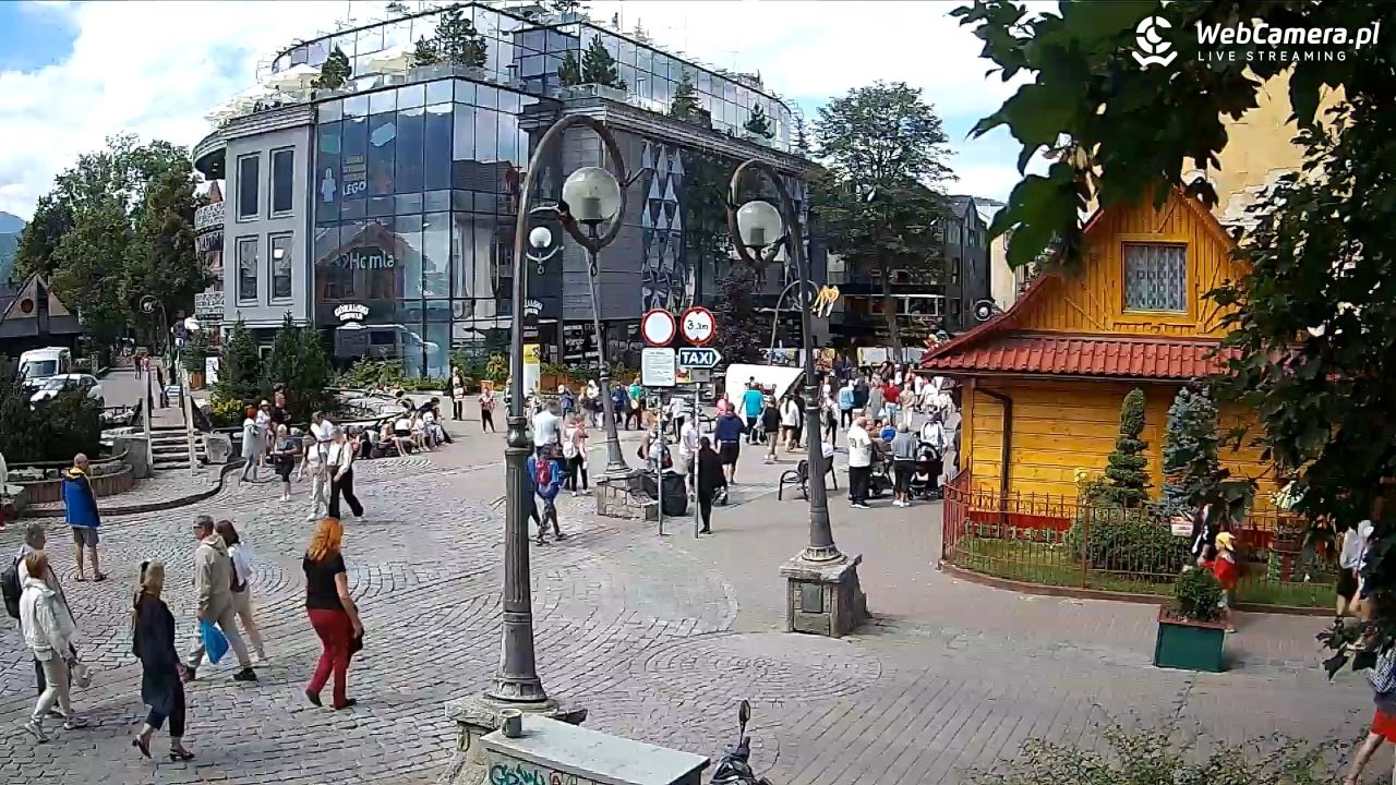 Widok na Krupówki w Zakopanem - 19 sierpień 2025, 11:55