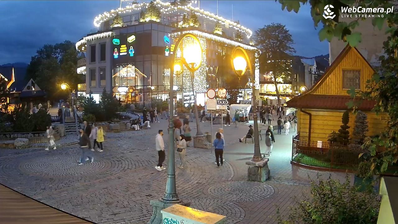 Widok na Krupówki w Zakopanem - 09 lipiec 2026, 21:00