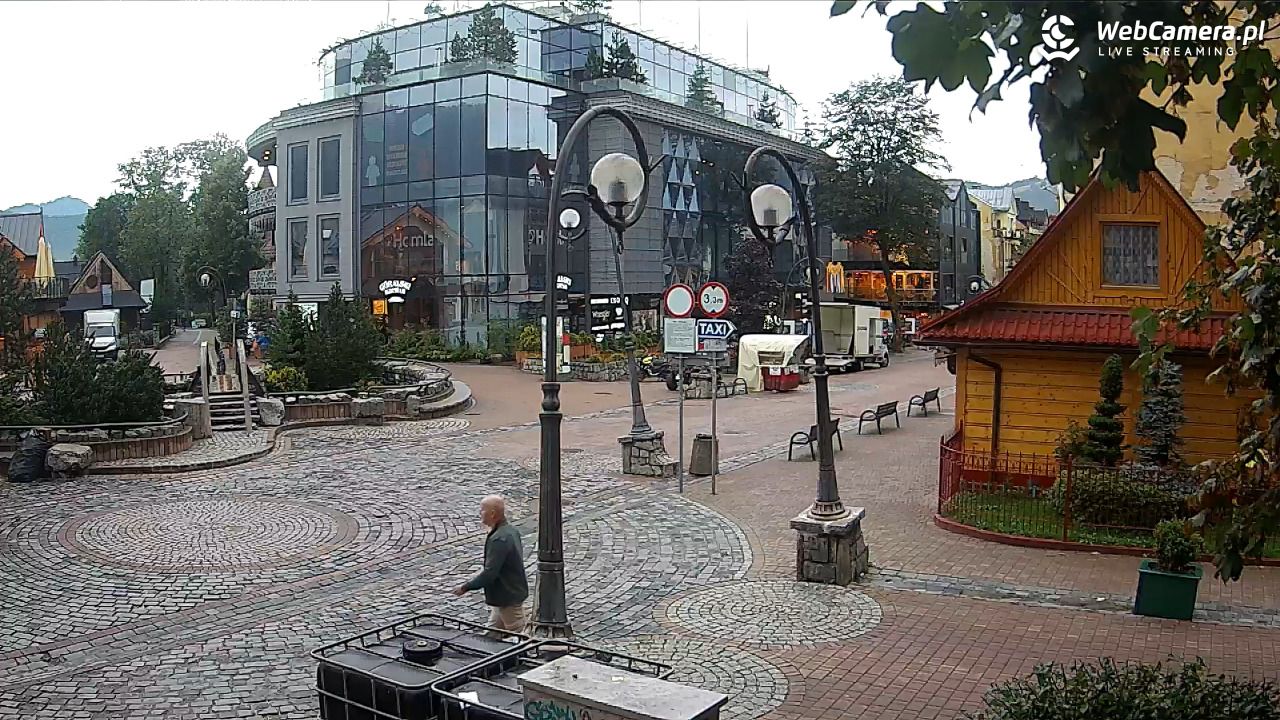 Widok na Krupówki w Zakopanem - 21 sierpień 2026, 07:41