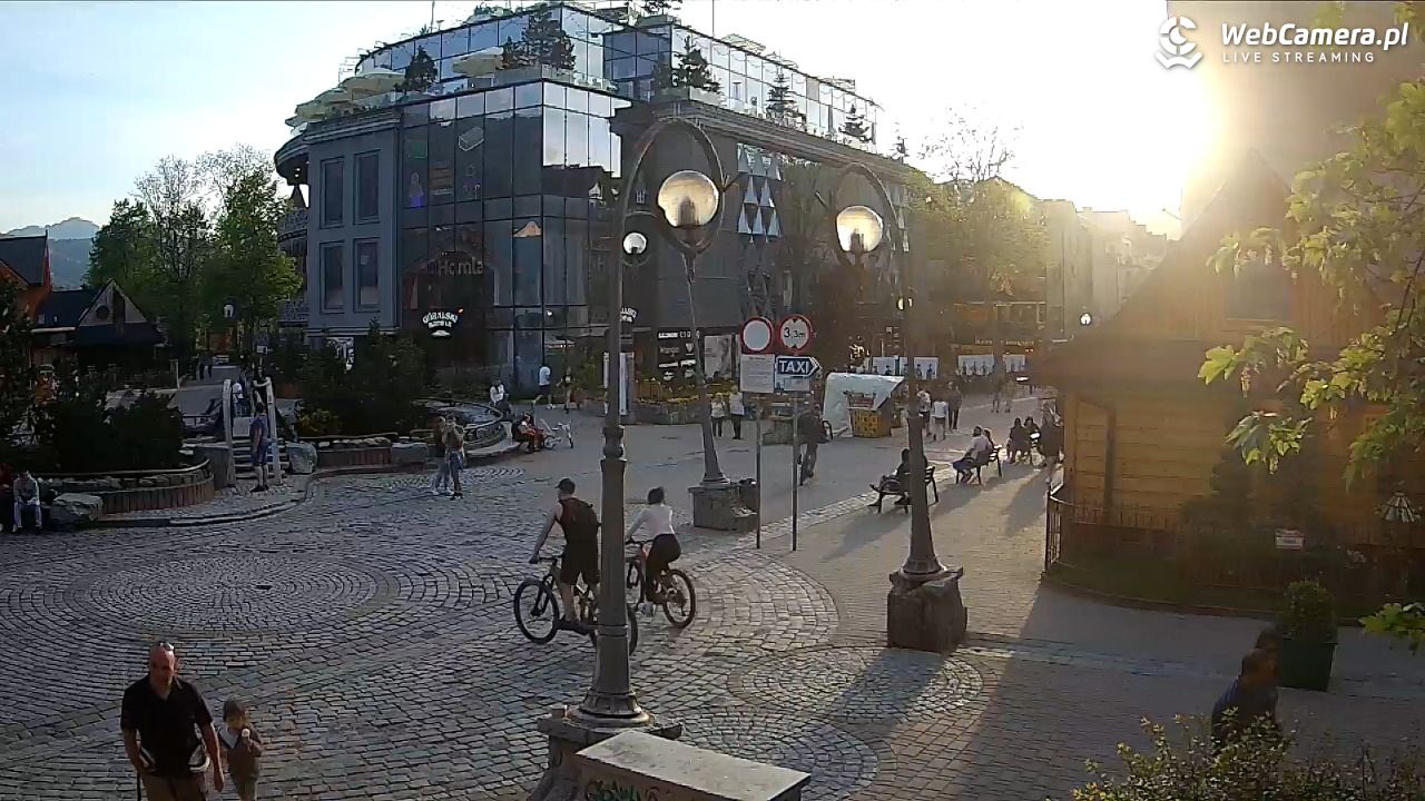 Widok na Krupówki w Zakopanem - 24 maj 2026, 19:18