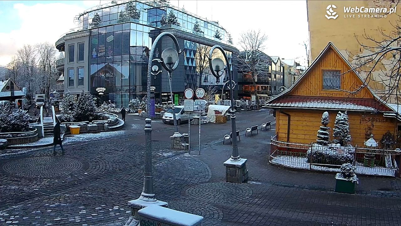 Widok na Krupówki w Zakopanem - 18 listopad 2025, 08:34