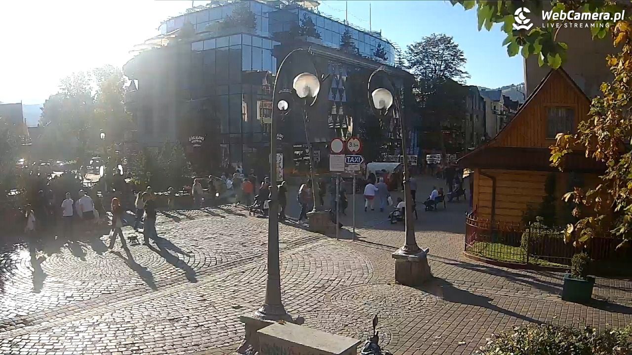 Widok na Krupówki w Zakopanem - 03 październik 2026, 15:55