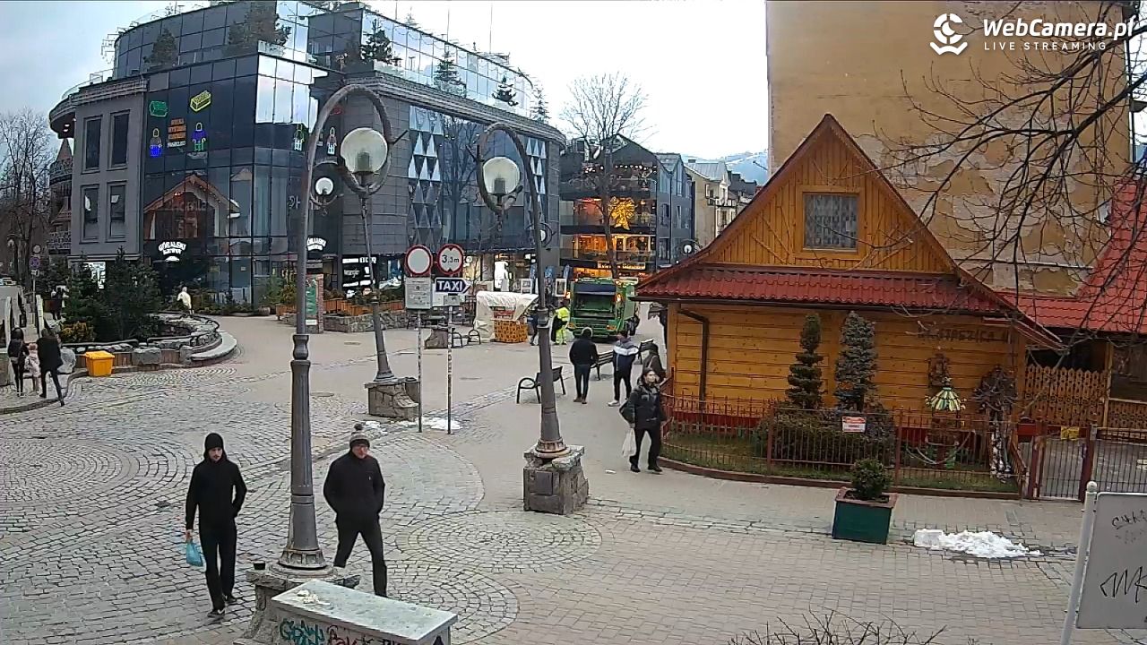 Widok na Krupówki w Zakopanem - 09 kwiecień 2026, 18:38