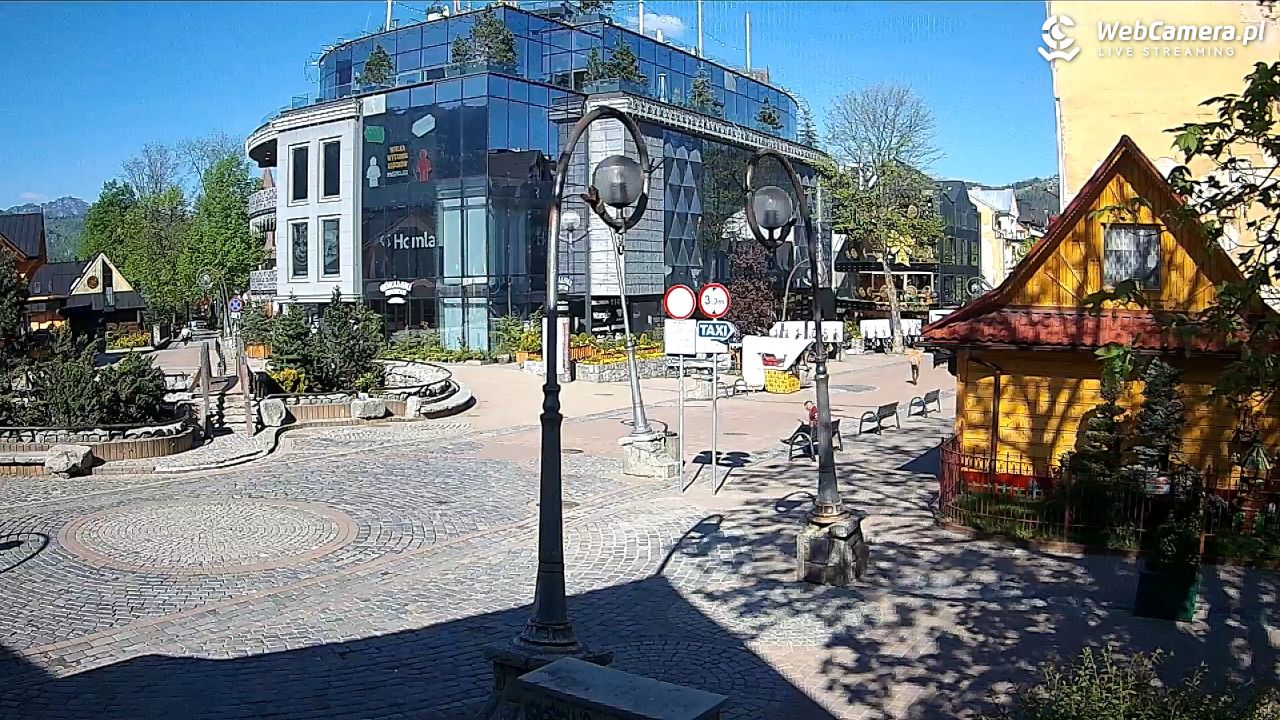 Widok na Krupówki w Zakopanem - 23 maj 2026, 08:42