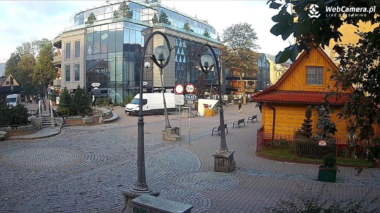 Widok na Krupówki w Zakopanem - 03 październik 2025, 07:56