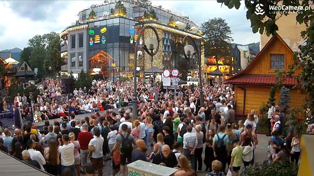 Widok na Krupówki w Zakopanem - 20 sierpień 2026, 19:29