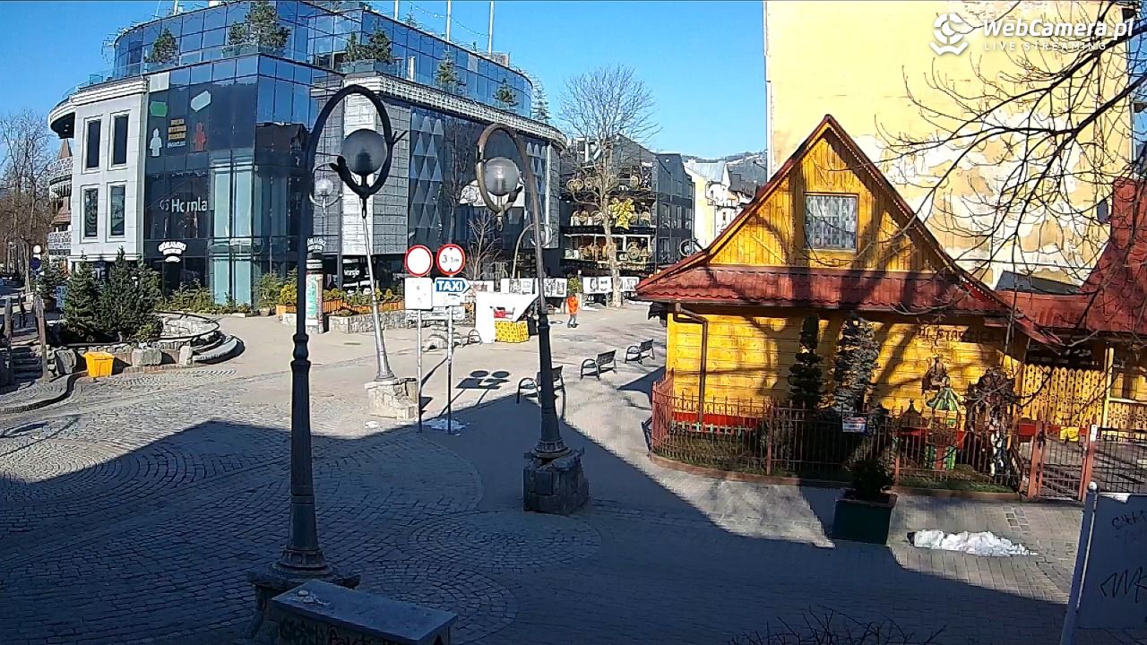 Widok na Krupówki w Zakopanem - 10 kwiecień 2026, 08:15