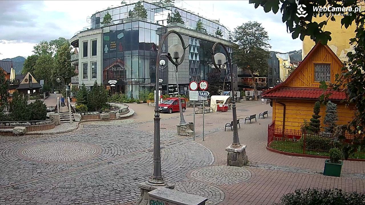 Widok na Krupówki w Zakopanem - 19 sierpień 2026, 07:20