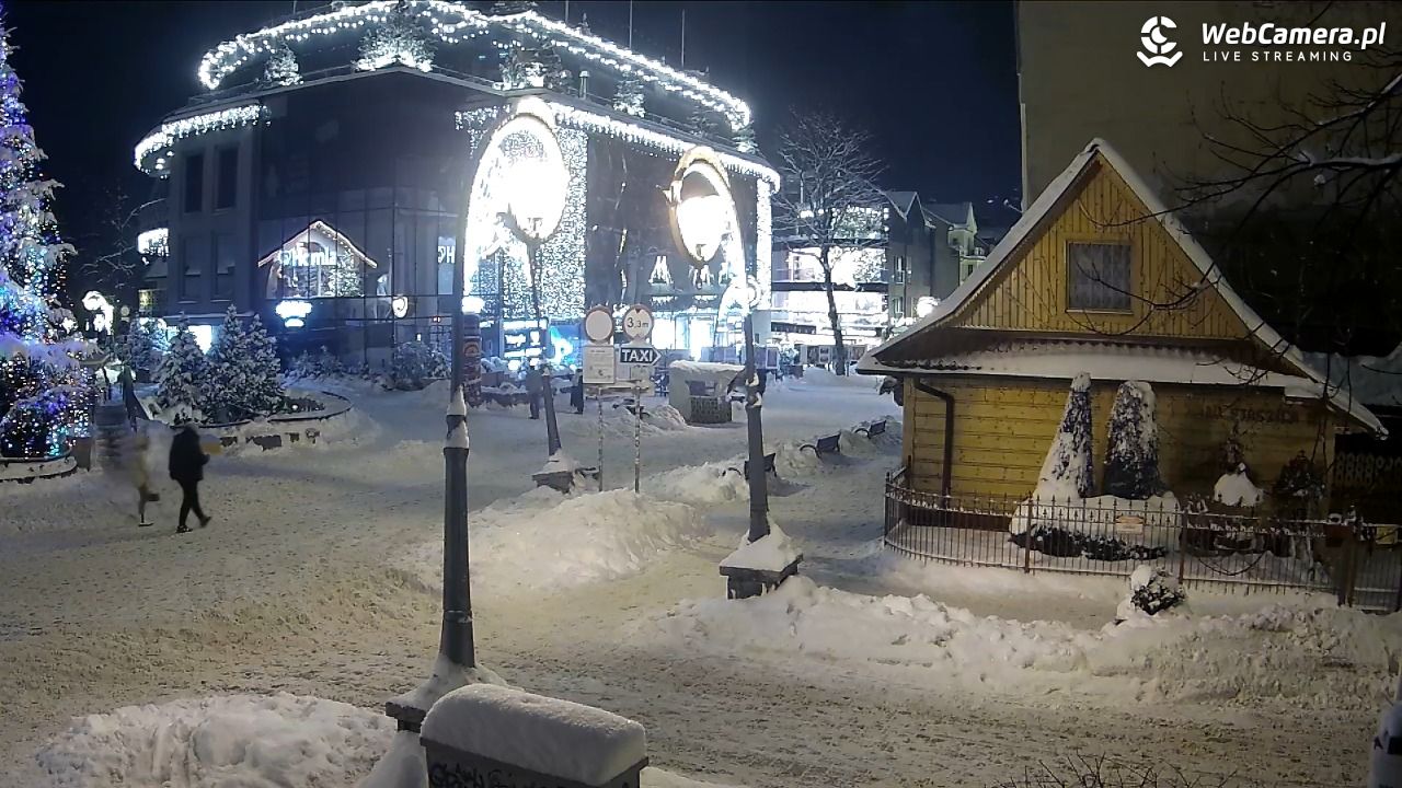 Widok na Krupówki w Zakopanem - 07 styczeń 2026, 23:08