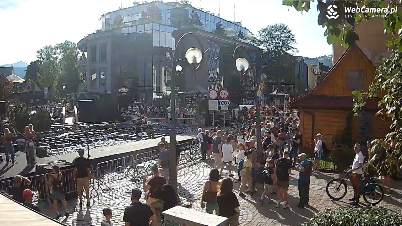 Widok na Krupówki w Zakopanem - 20 sierpień 2026, 16:39