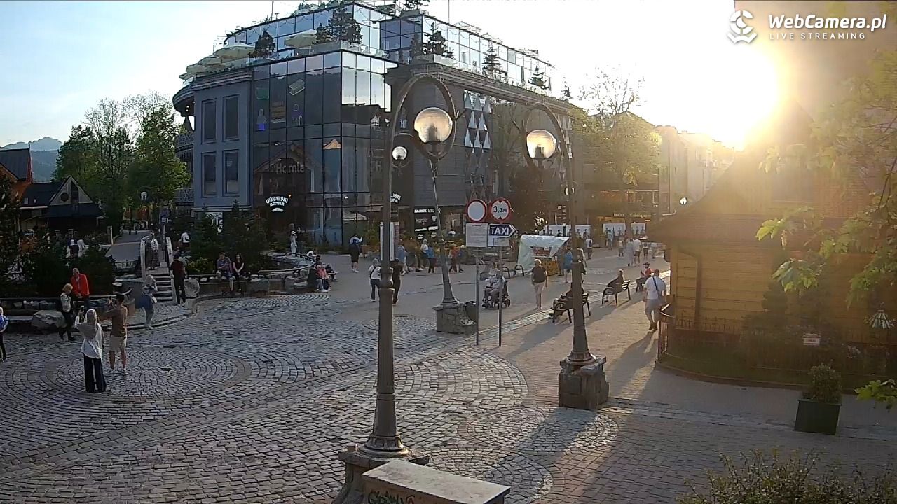 Widok na Krupówki w Zakopanem - 24 maj 2026, 19:26