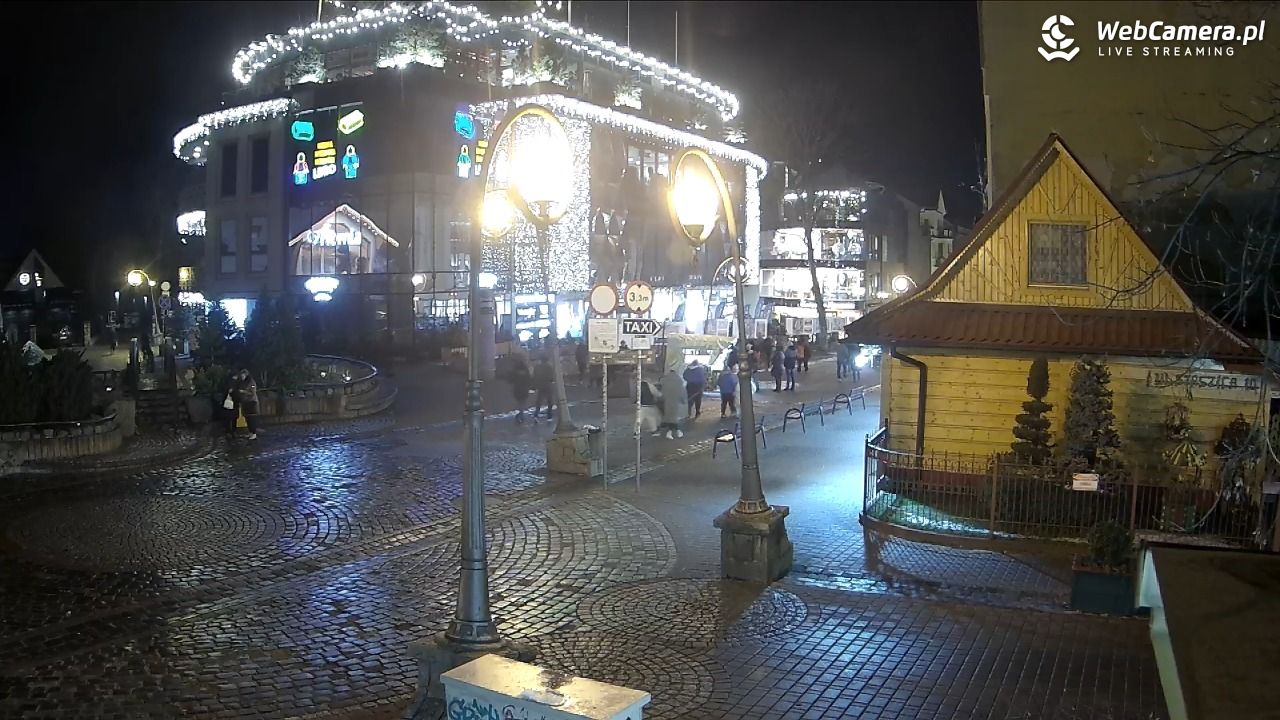 Widok na Krupówki w Zakopanem - 20 listopad 2025, 18:00