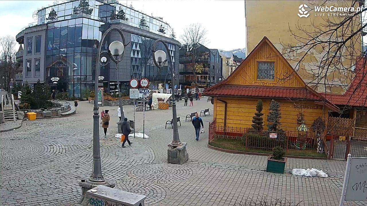 Widok na Krupówki w Zakopanem - 09 kwiecień 2026, 10:40