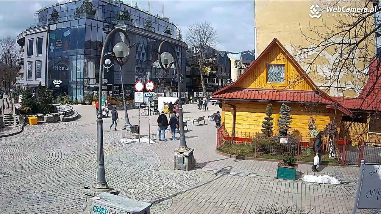 Widok na Krupówki w Zakopanem - 09 kwiecień 2026, 11:10