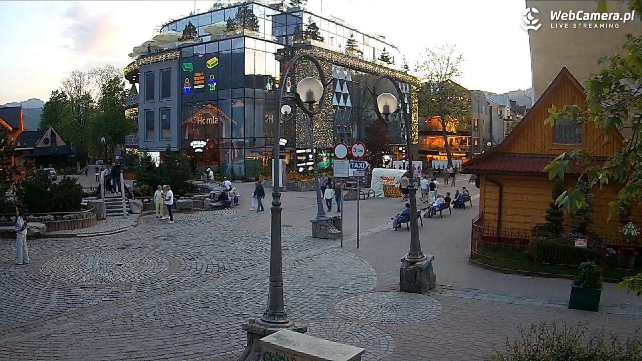Widok na Krupówki w Zakopanem - 24 maj 2026, 20:22