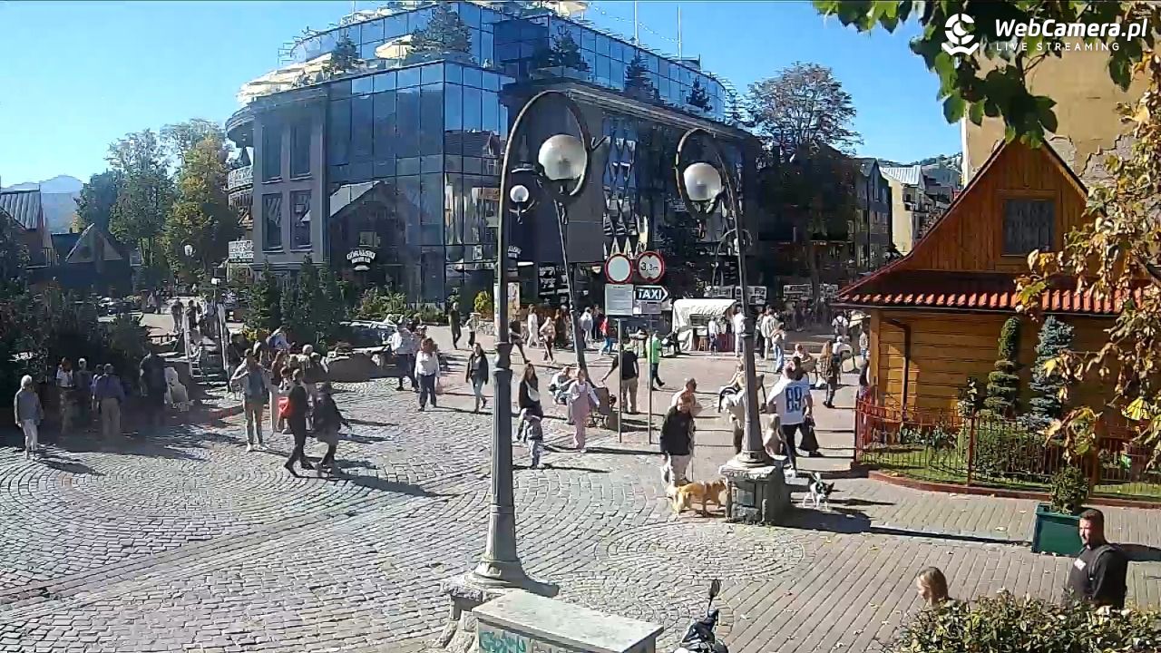 Widok na Krupówki w Zakopanem - 04 październik 2026, 13:44