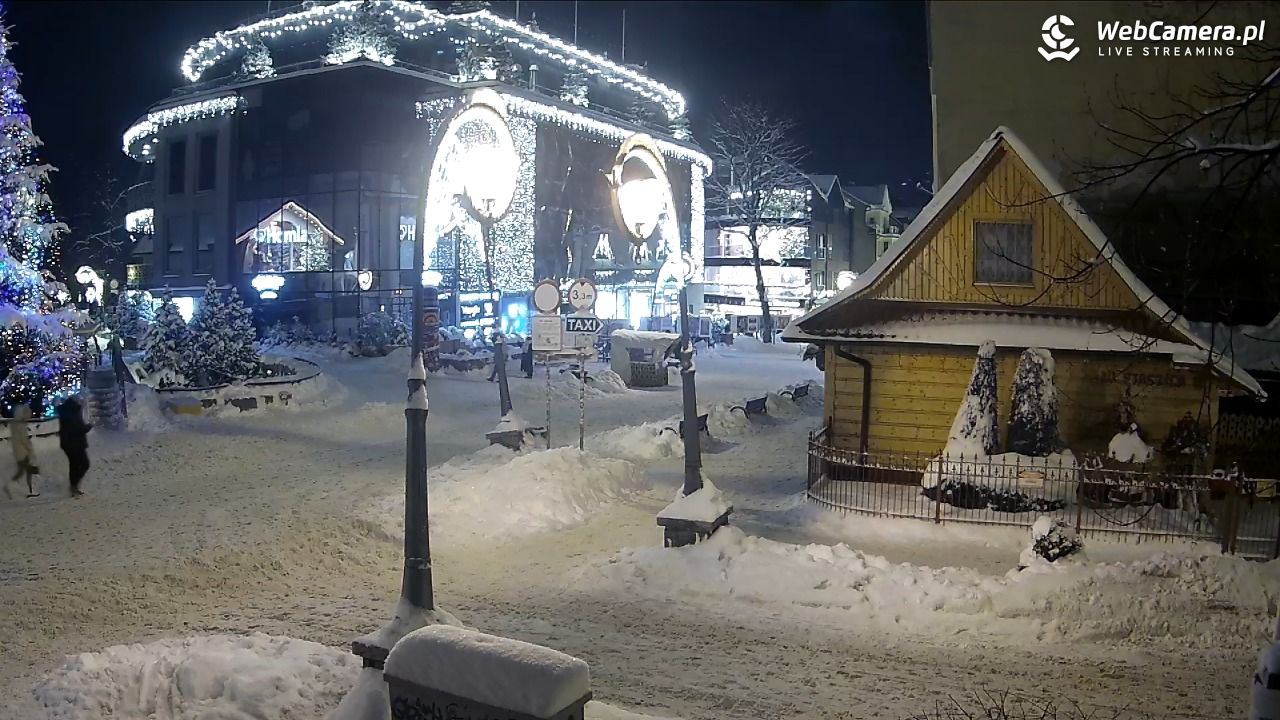 Widok na Krupówki w Zakopanem - 07 styczeń 2026, 23:08