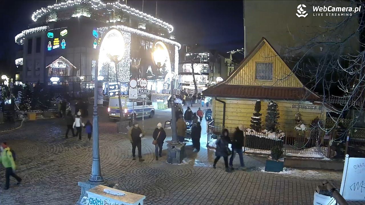 Widok na Krupówki w Zakopanem - 20 luty 2026, 18:07