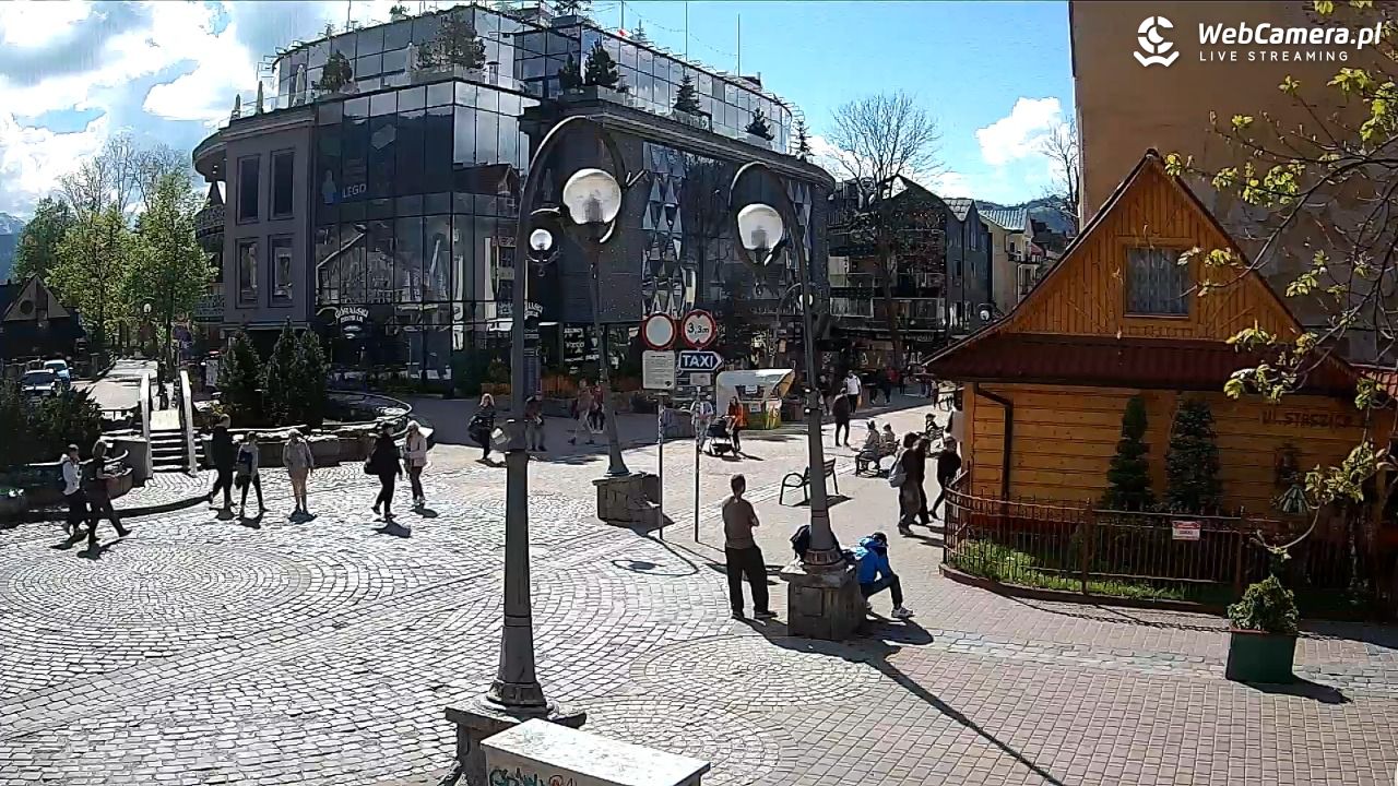 Widok na Krupówki w Zakopanem - 20 maj 2025, 15:54