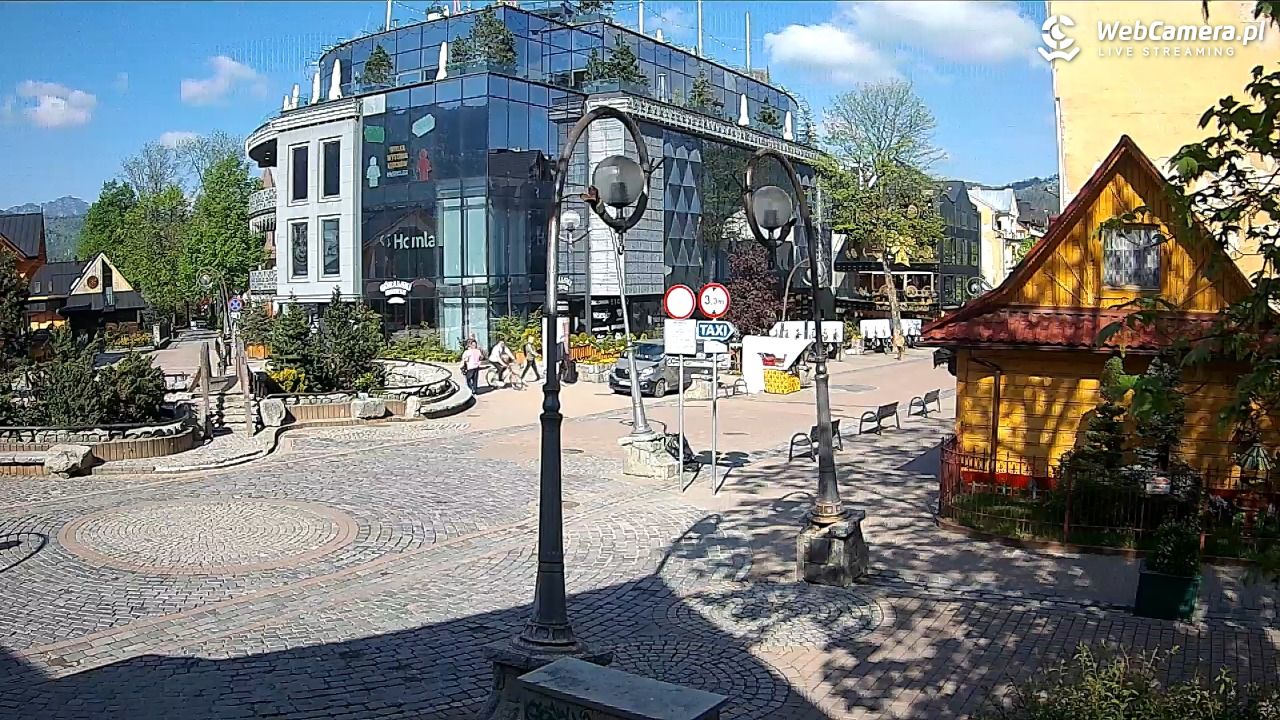 Widok na Krupówki w Zakopanem - 24 maj 2026, 08:42