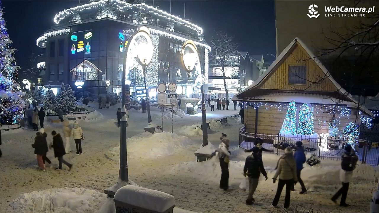 Widok na Krupówki w Zakopanem - 07 styczeń 2026, 20:31