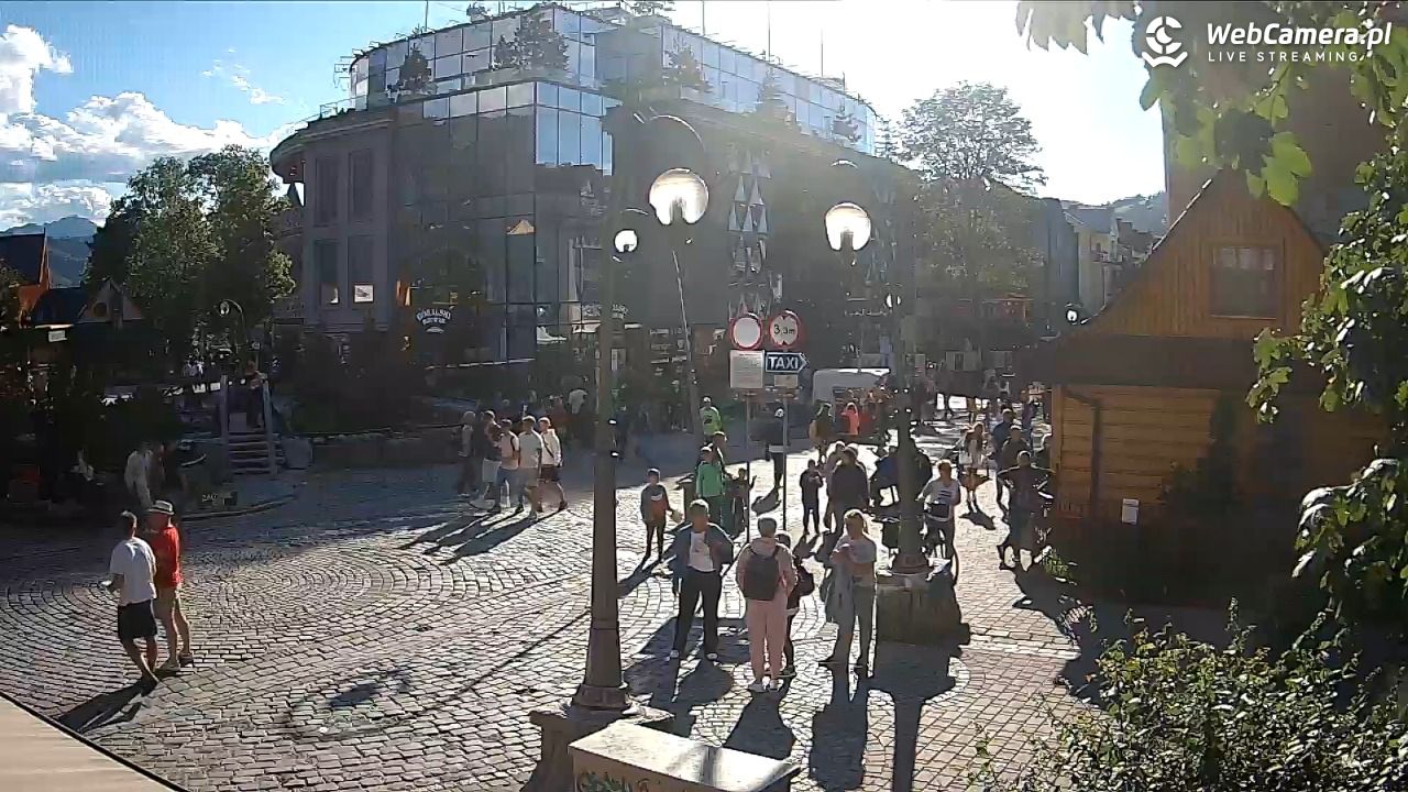 Widok na Krupówki w Zakopanem - 08 lipiec 2026, 18:12