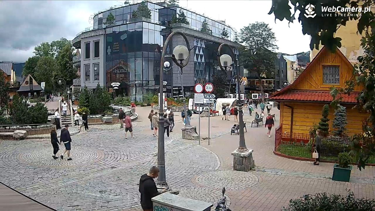 Widok na Krupówki w Zakopanem - 22 sierpień 2026, 09:53