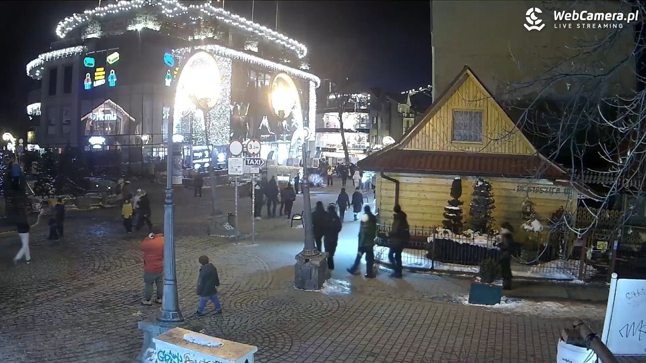 Widok na Krupówki w Zakopanem - 20 luty 2026, 18:52