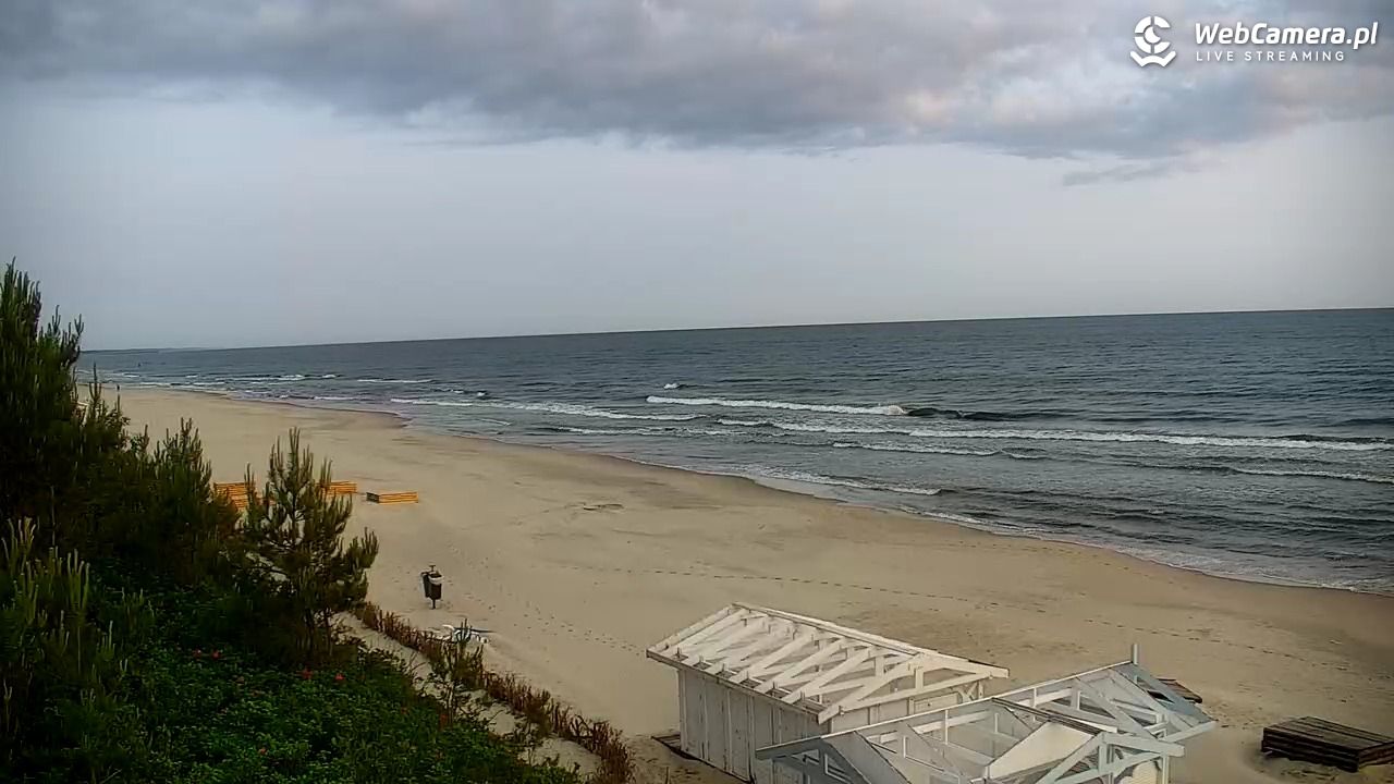Krynica Morska - widok na plażę - 10 czerwiec 2025, 05:28