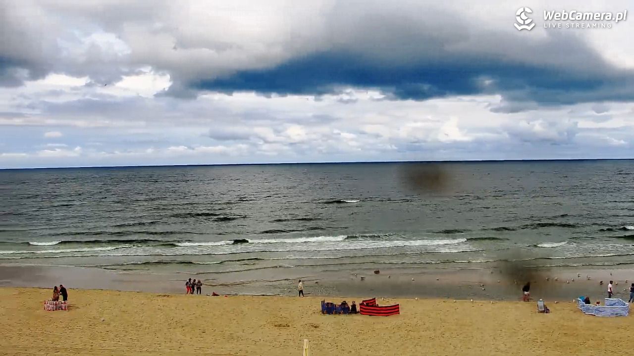 Krynica Morska - widok na plażę - 01 wresień 2026, 11:36