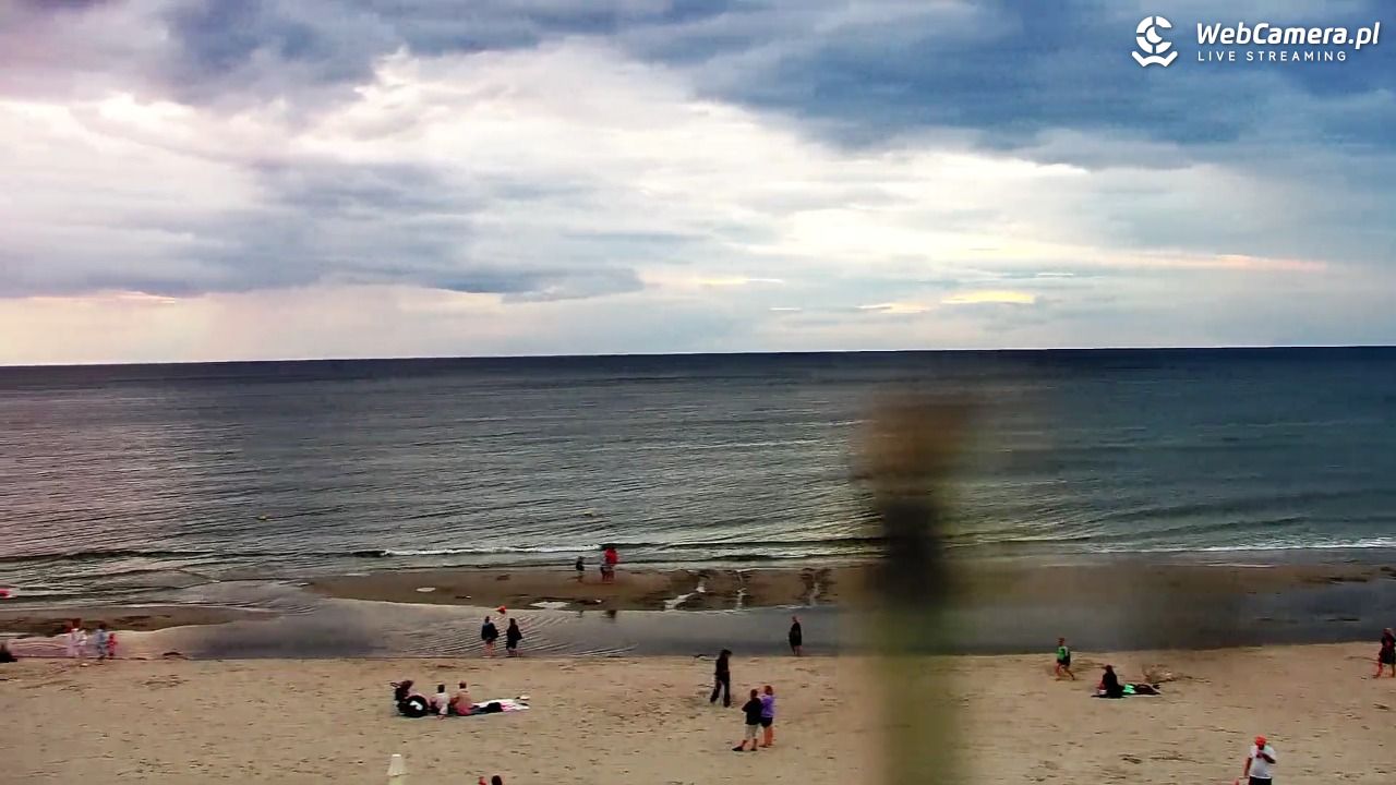 Krynica Morska - widok na plażę - 30 sierpień 2026, 19:40